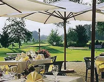 Domaine De Charmeil Saint-Quentin-sur-Isere Hotel