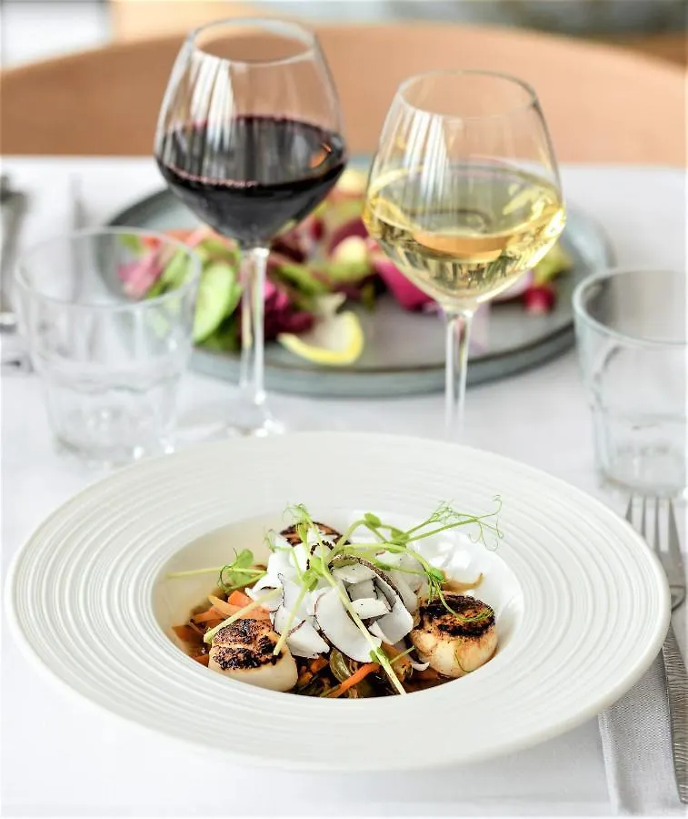 Domaine De Charmeil Saint-Quentin-sur-Isere Hotel