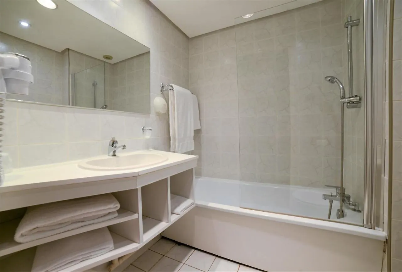 Domaine De Charmeil Saint-Quentin-sur-Isere Hotel